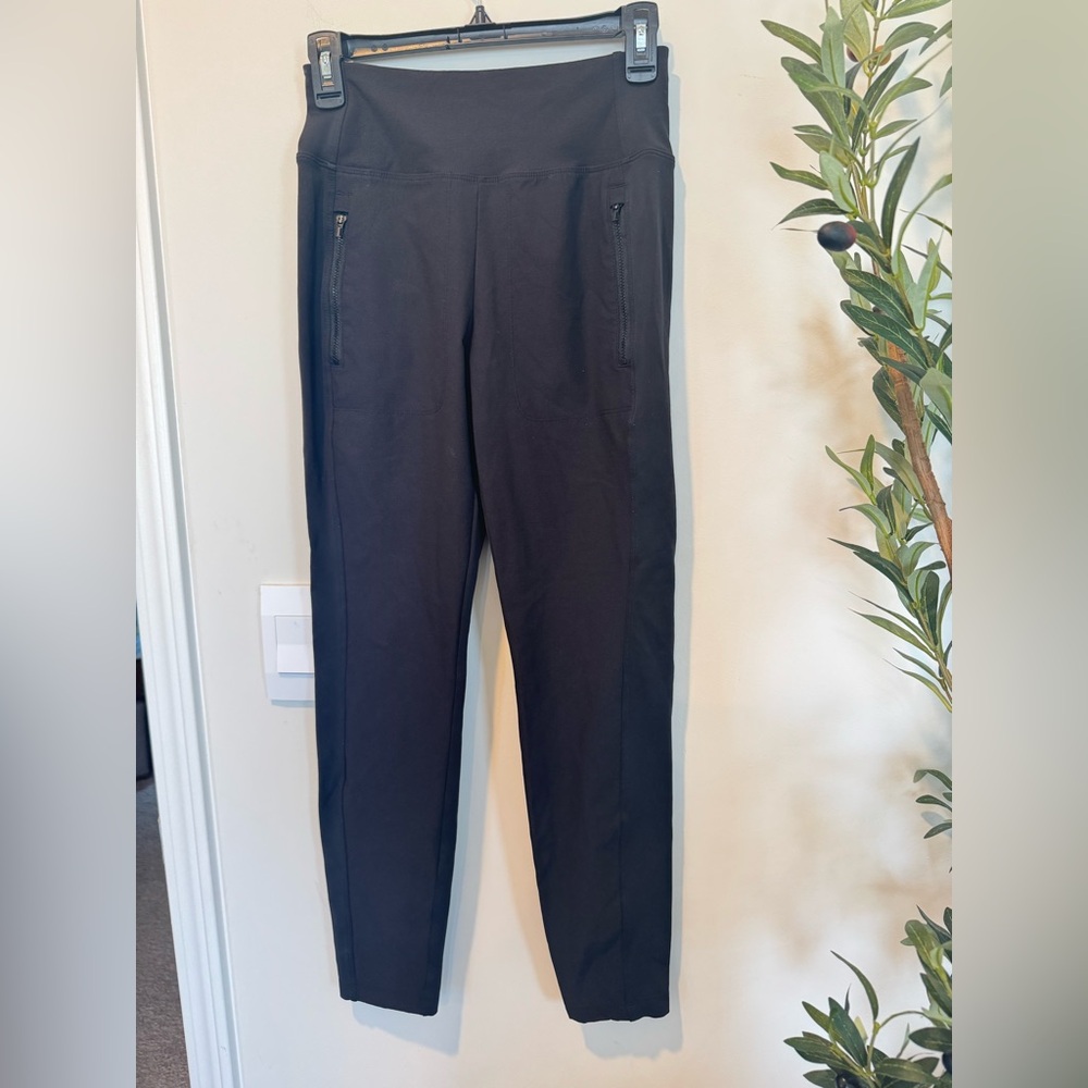 Athleta Charcoal Zippered Headlands Hybrid Tight/ Leggings